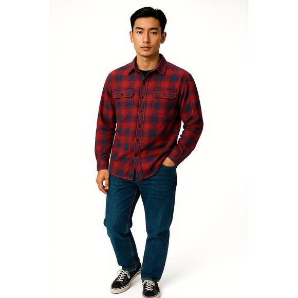 Men's Levis size (M) long sleeve Black and Red plaid shirt - Picture 6 of 6